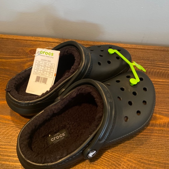 Black Lined Crocs - Picture 3 of 5